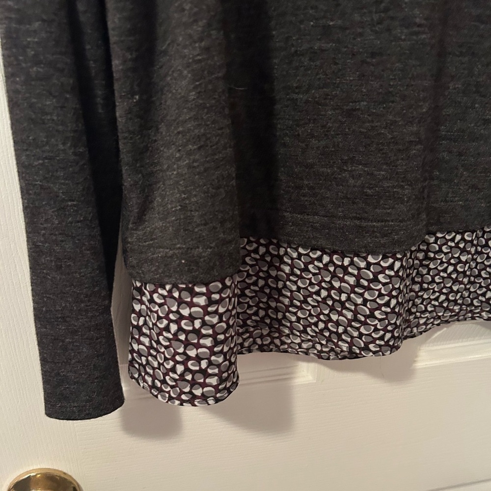 LOFT Sweater - Picture 6 of 13